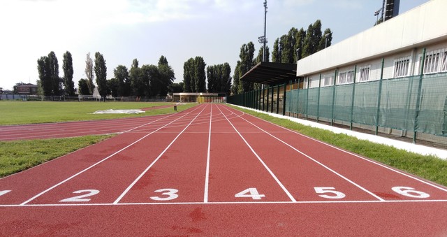 Apertura NUOVA pista di atletica da Lunedì 14 Settembre Apertura NUOVA pista di atletica da Lunedì 14 Settembre
